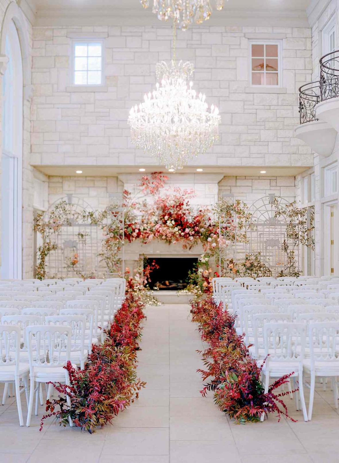 aisle decor wedding Bulan 2 Beautiful Altar and Aisle Decorations for Your Wedding Ceremony